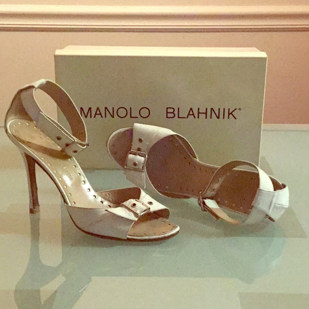 ORIGINAL MANOLO BLAHNIK STRAPPY SANDAL 37